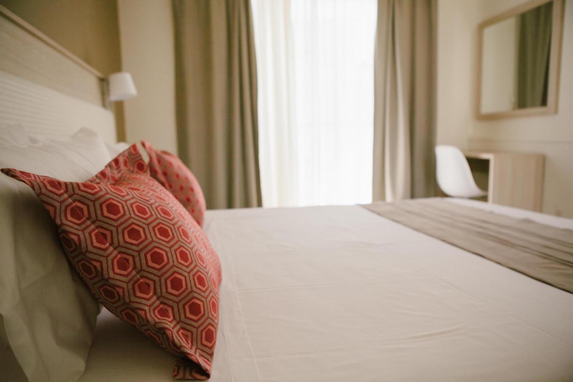 Artemis Comfort&Pleasure Faliraki Bagian luar foto