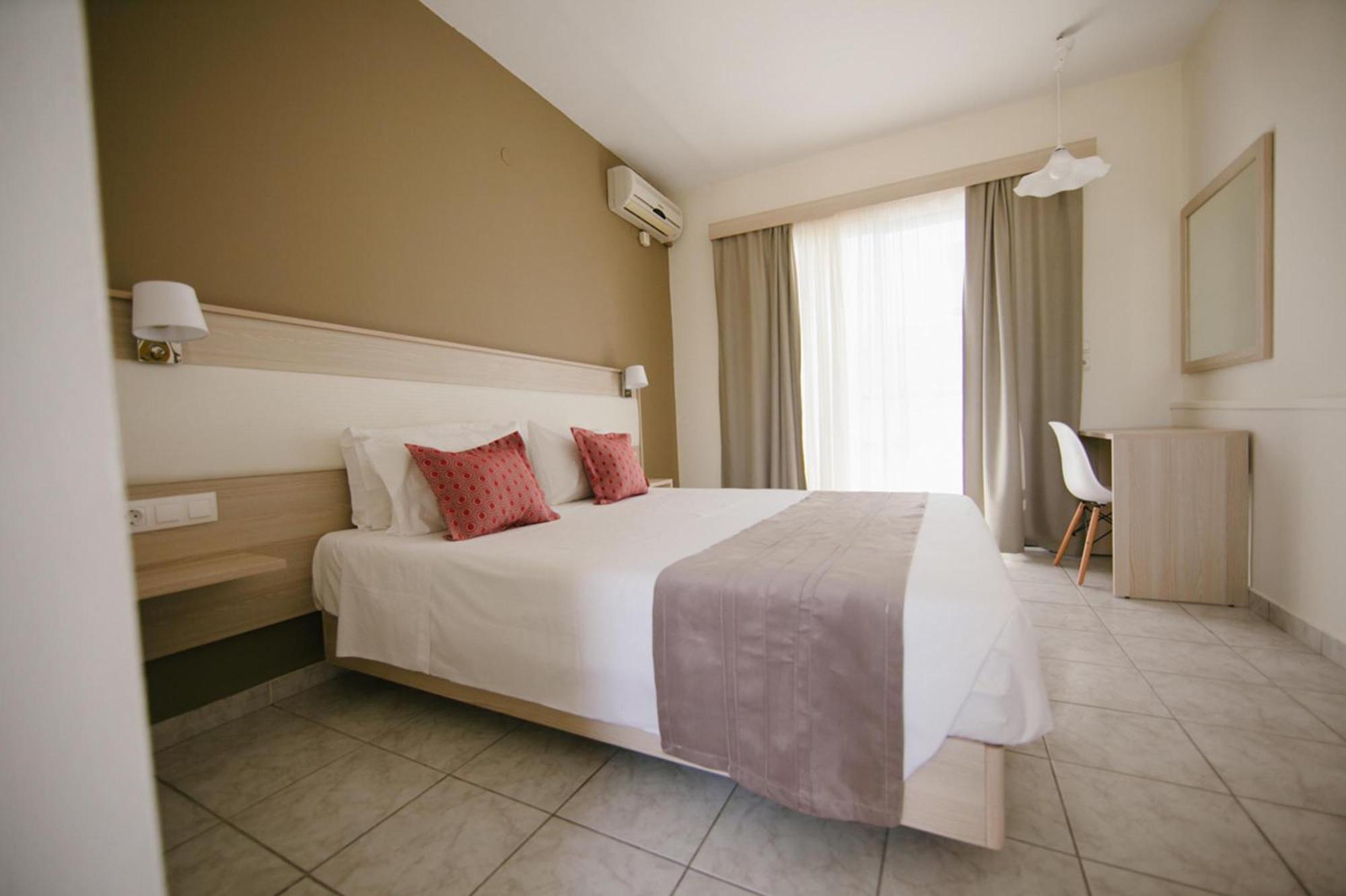 Artemis Comfort&Pleasure Faliraki Bagian luar foto